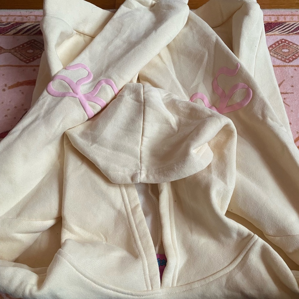 Cream Hoodie with Pink Bows Detail - Hoodie and Sweatpants : 2 piece can be solo
